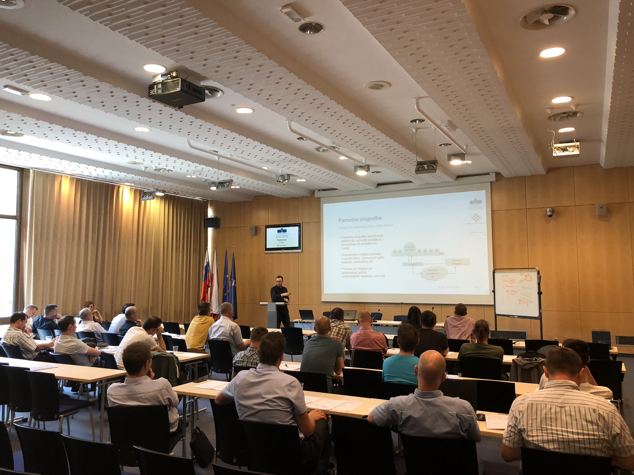 Ekipa Blockchain Lab:UM izvaja tridnevno seminarsko delavnico Tehnologija veriženja blokov