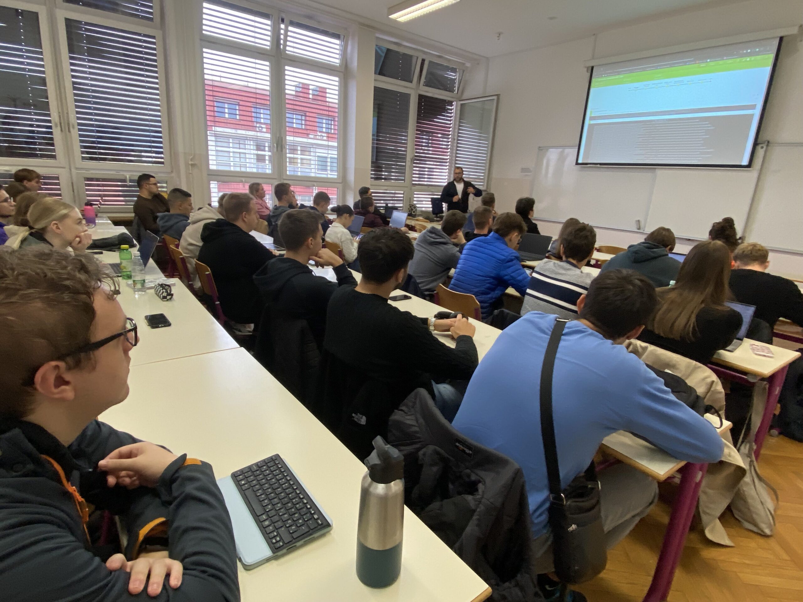 Gostujoči strokovnjak: predavanje  DevOps @ Tridens