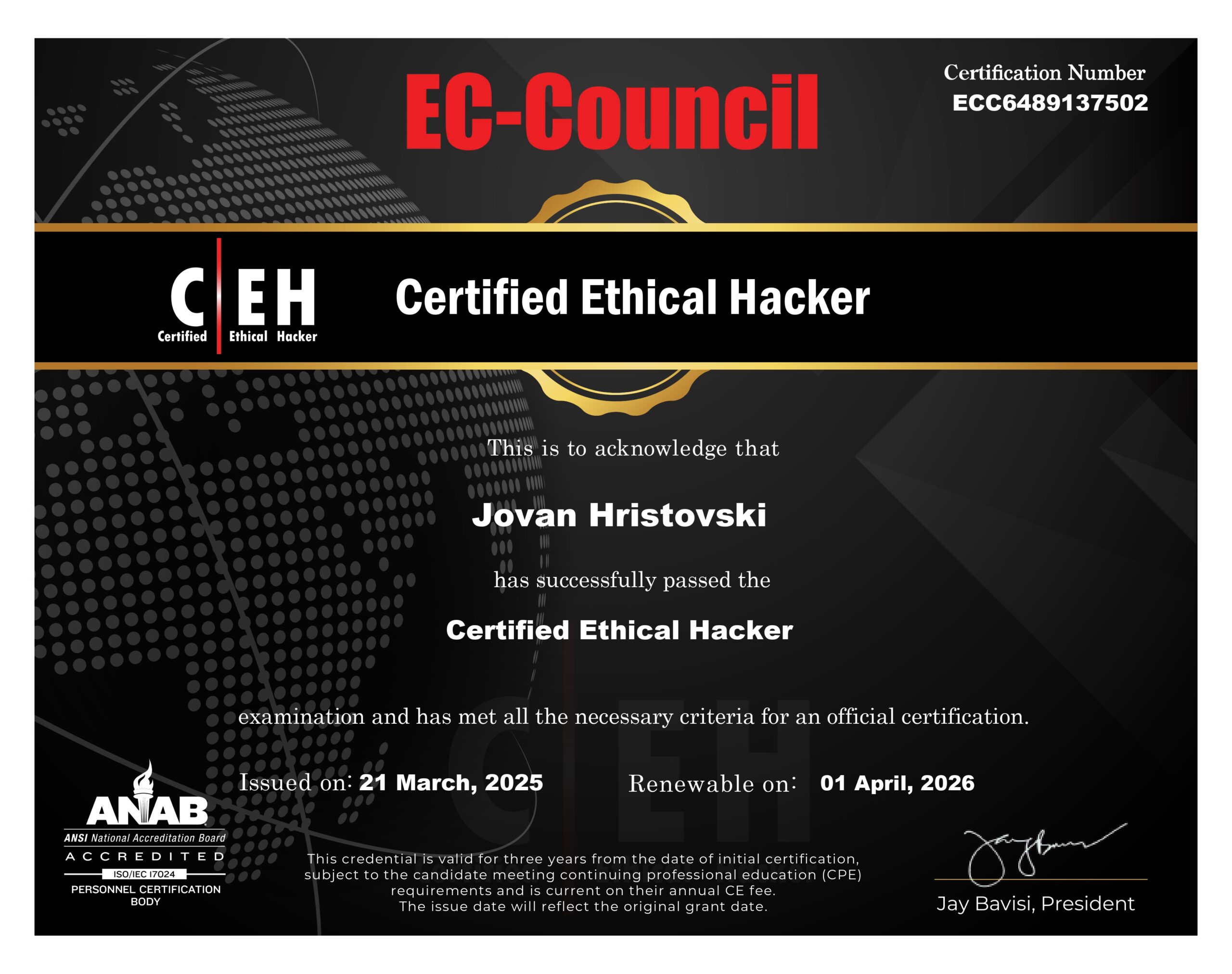 CEH certifikat znova v rokah študenta