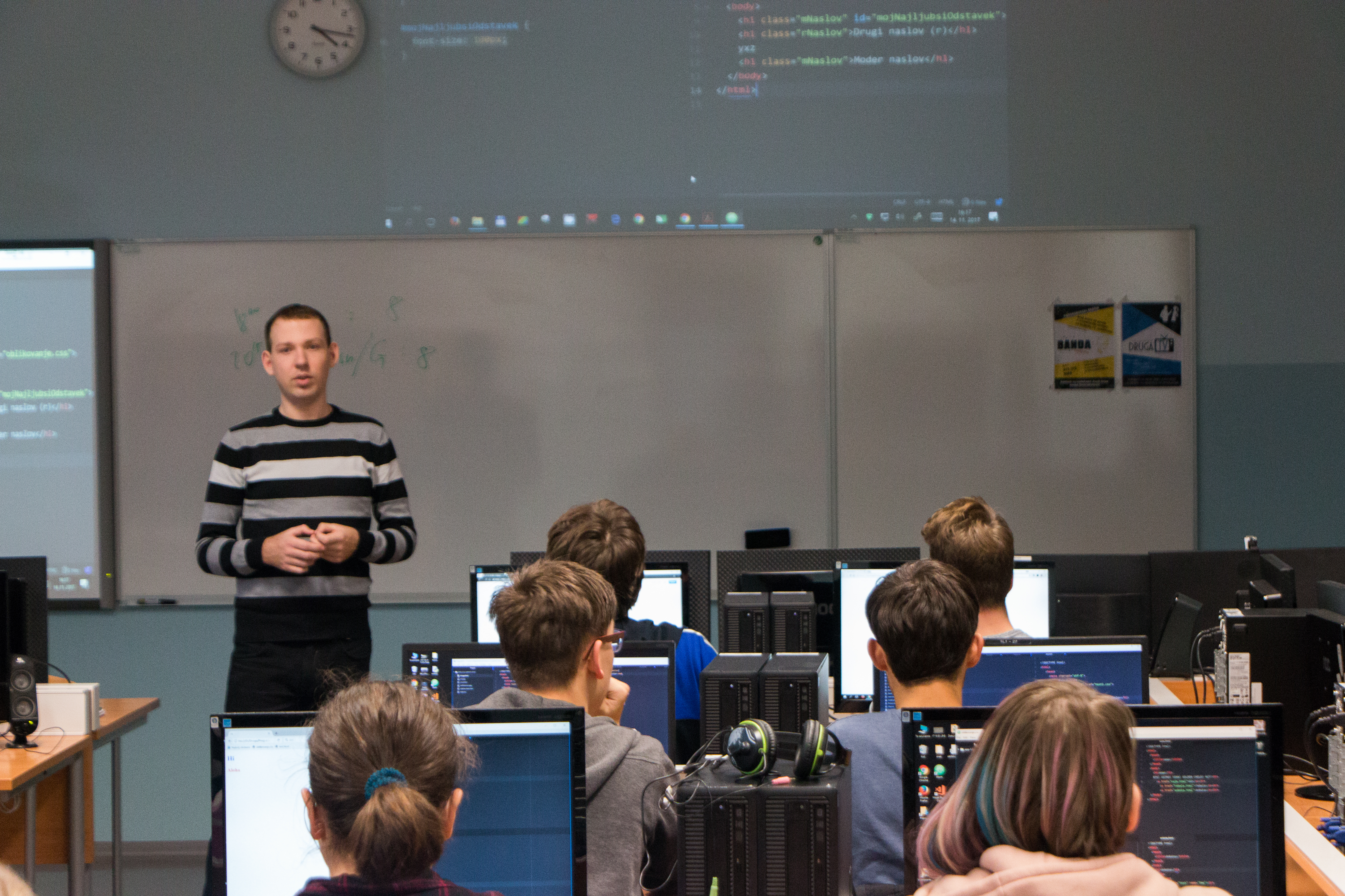 Izvedba delavnic JavaScript na II. gimnaziji Maribor
