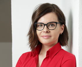 Lucija Brezočnik v finalu tekmovanja regije 8 IEEE