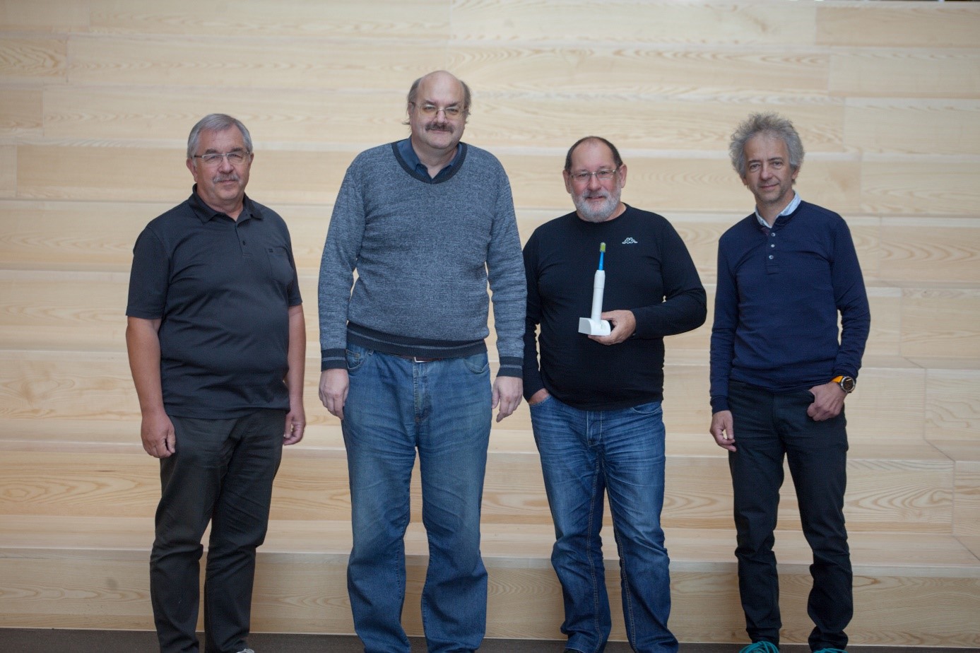 Patent za »Pametno držalo zobne ščetke«